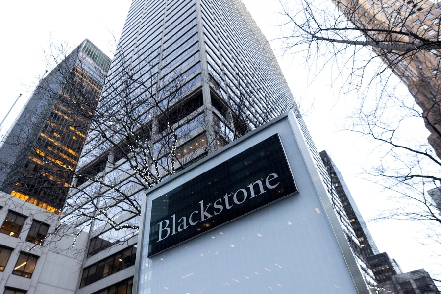 Blackstone Asia Private Equity Fund Raise: Kỷ Lục Gọi Vốn 13.1 Tỷ USD Bất Chấp Biến Động Vĩ Mô